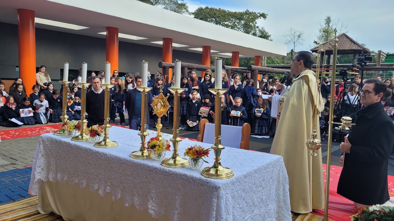 Emoção marca a celebração de Corpus Christi na Unidade Mananciais