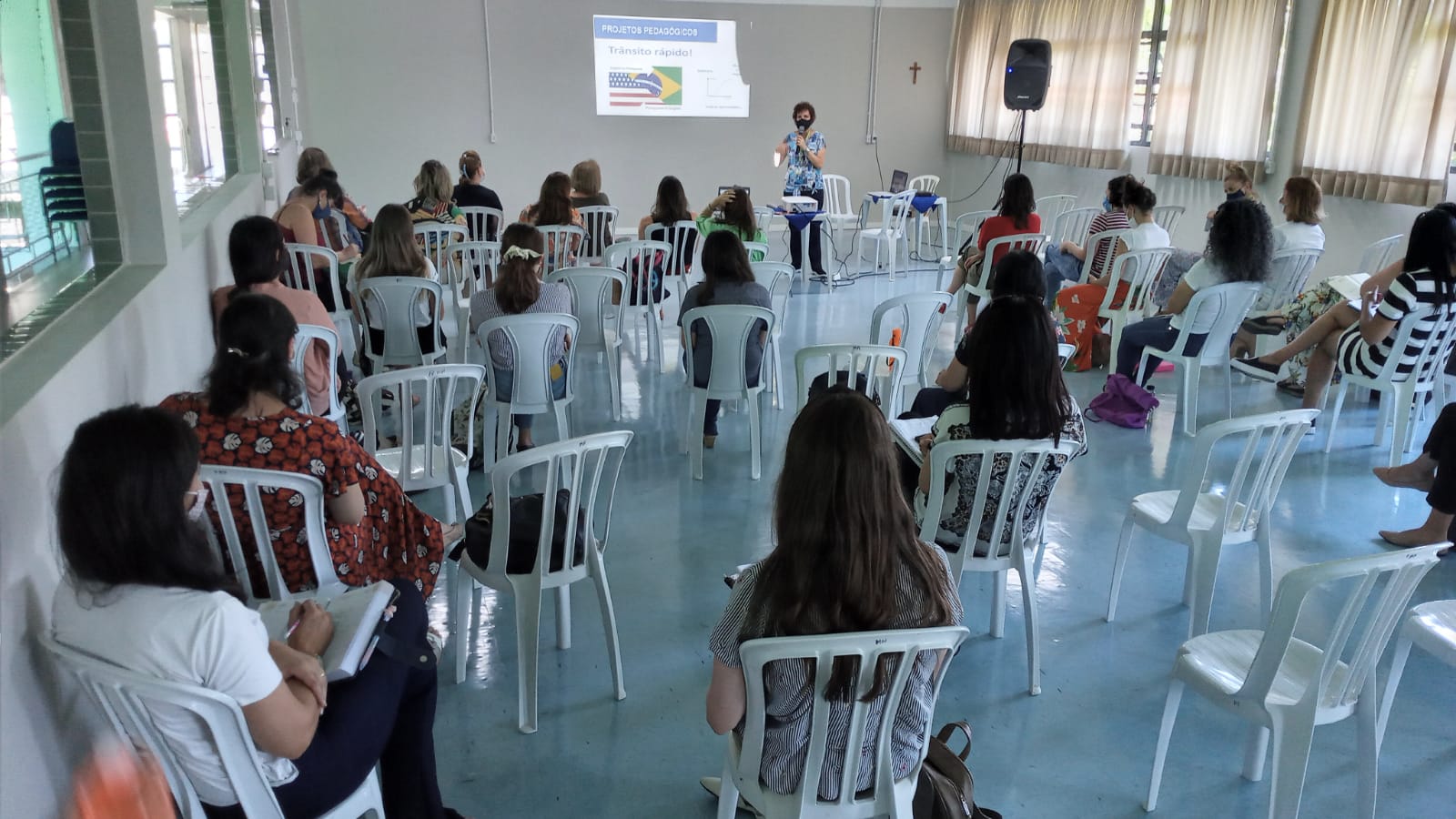 Semana pedagógica forma equipe para novo ano letivo